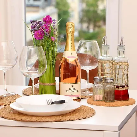 Apartman Shik & Chic In The Heart Of # 5min From