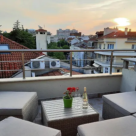 Apartman Shik & Chic In The Heart Of # 5min From Burgasz