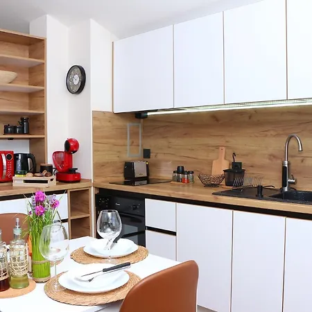 Apartment Shik & Chic In The Heart Of # 5min From # New