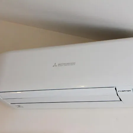 Shik & Chic In The Heart Of # 5min From *