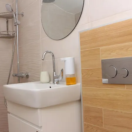 Apartment Shik & Chic In The Heart Of # 5min From Burgas