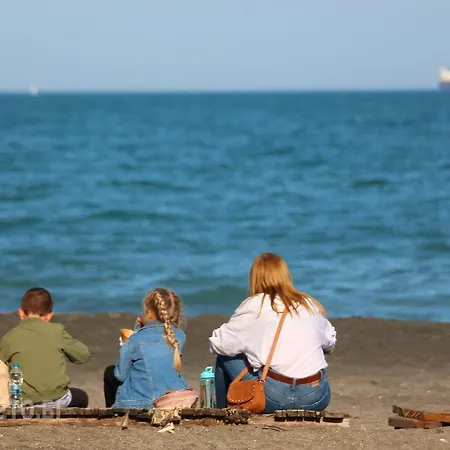 Shik & Chic In The Heart Of # 5min From *