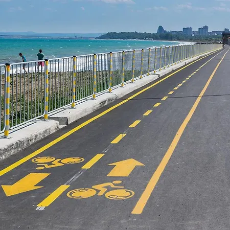 Shik & Chic In The Heart Of # 5min From * Бургас