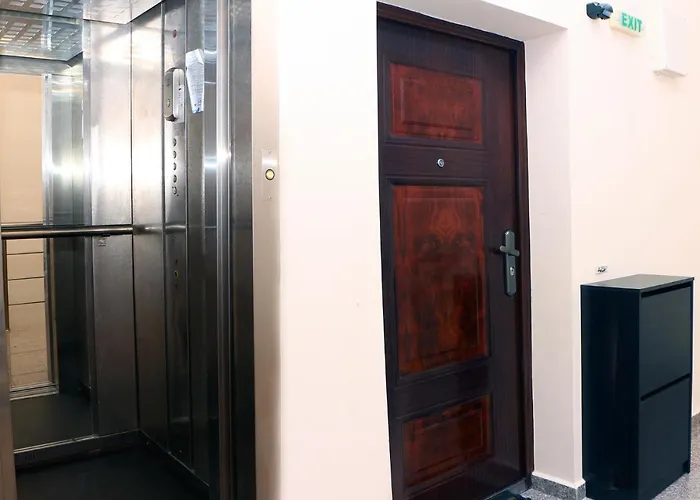 Shik & Chic In The Heart Of # 5min From Апартаменти *