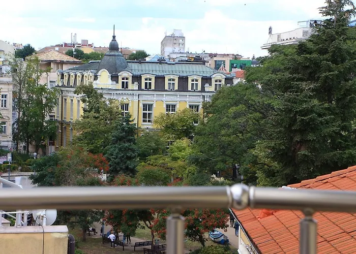 Shik & Chic In The Heart Of # 5min From Апартаменти Бургас